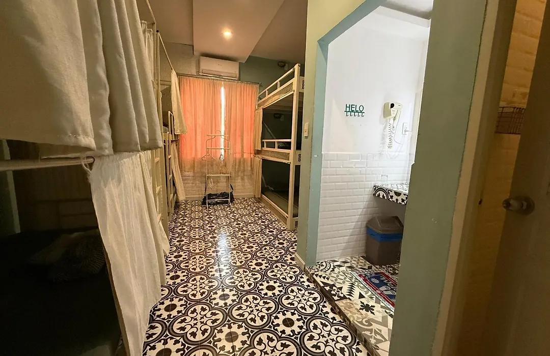 Lily'S Hostel-1